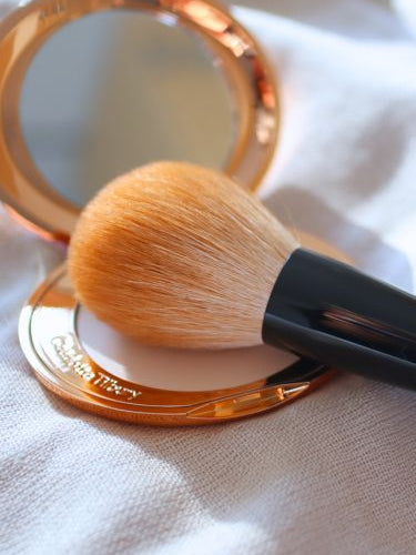 What Makes Japanese Fude Makeup Brushes Special? – Fude Beauty
