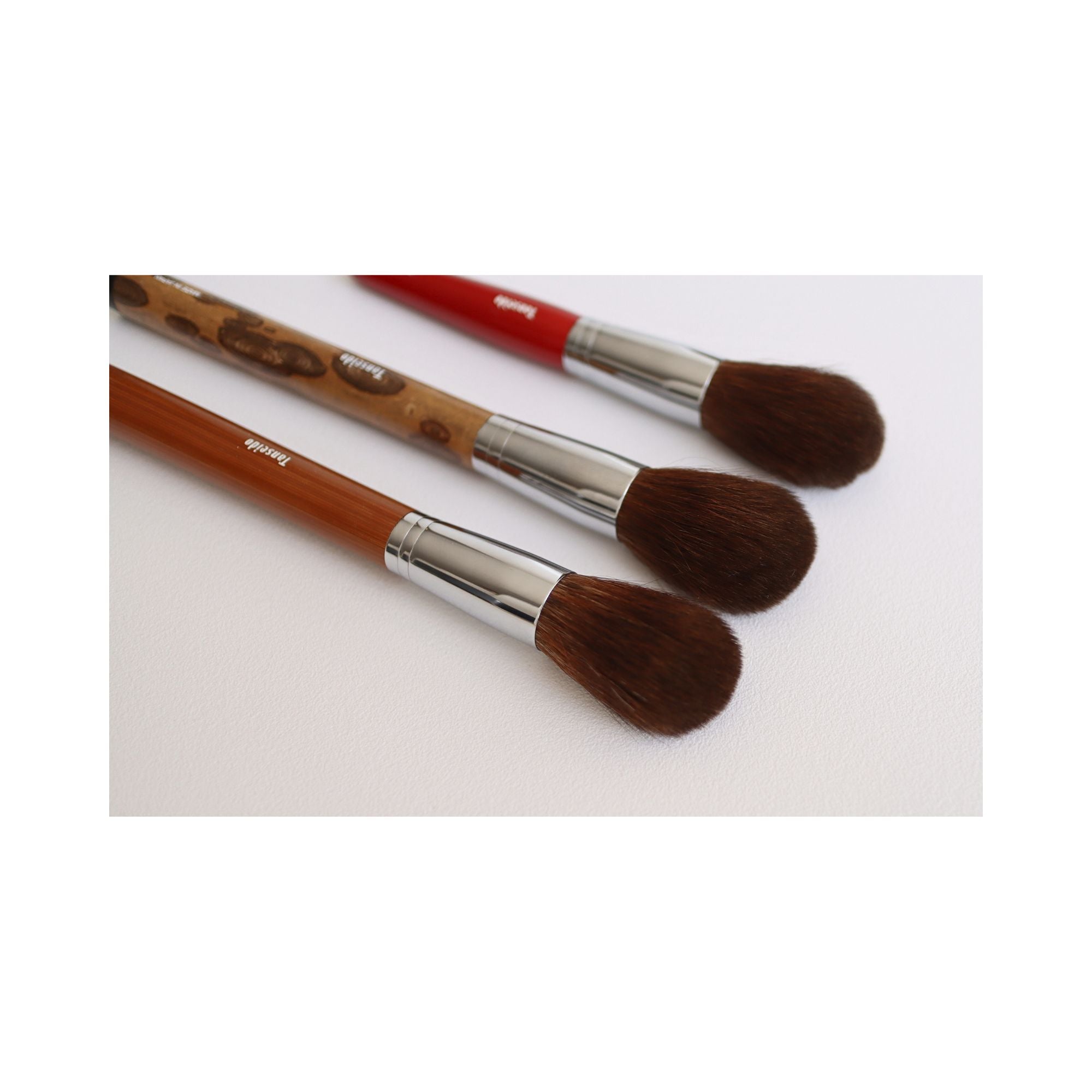 Tanseido Large Cheek Brush, Take 竹 'Bamboo' Series (AC28TAKE) - Fude Beauty, Japanese Makeup Brushes