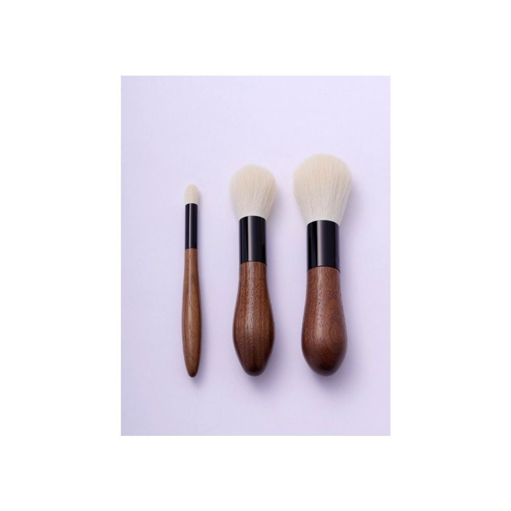 Koyomo Walnut Shibucha Face Brush, Hana Series - Fude Beauty, Japanese Makeup Brushes