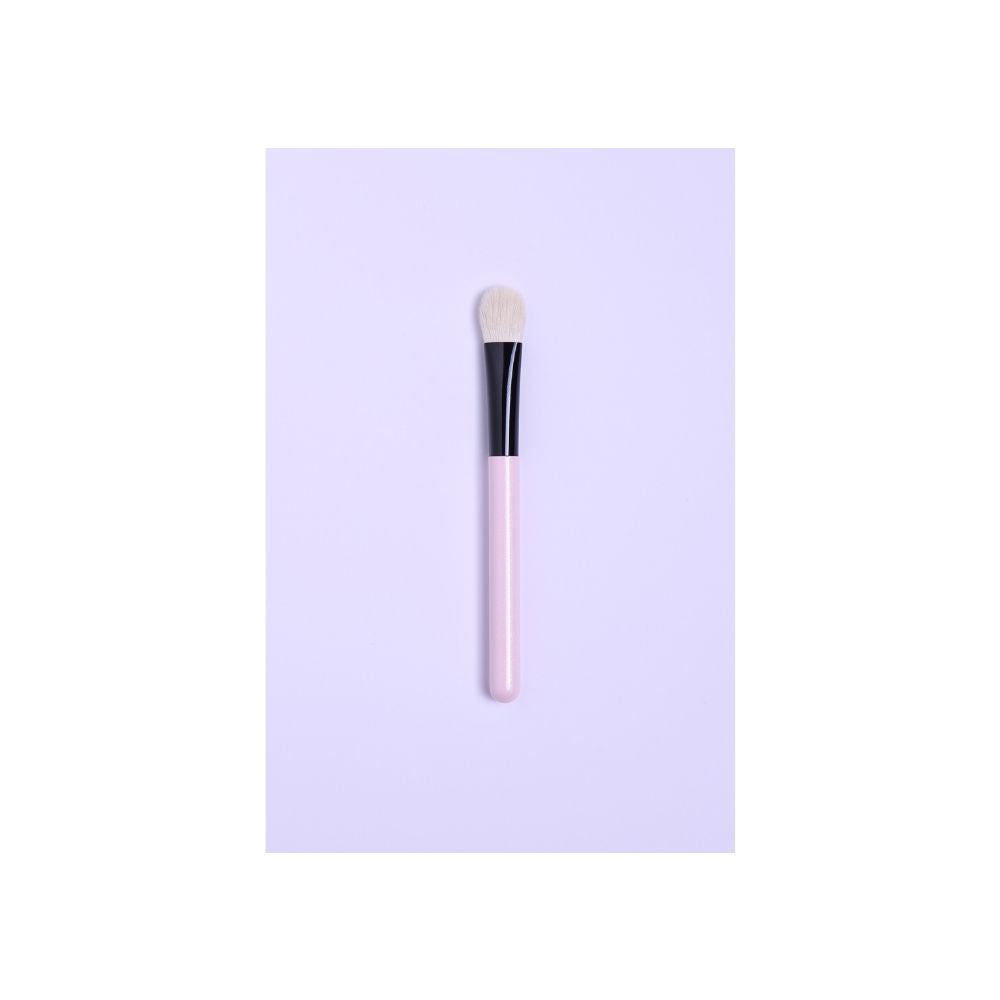 Koyomo Pearl Pink Nadeshiko Flat Eyeshadow Brush - Fude Beauty, Japanese Makeup Brushes