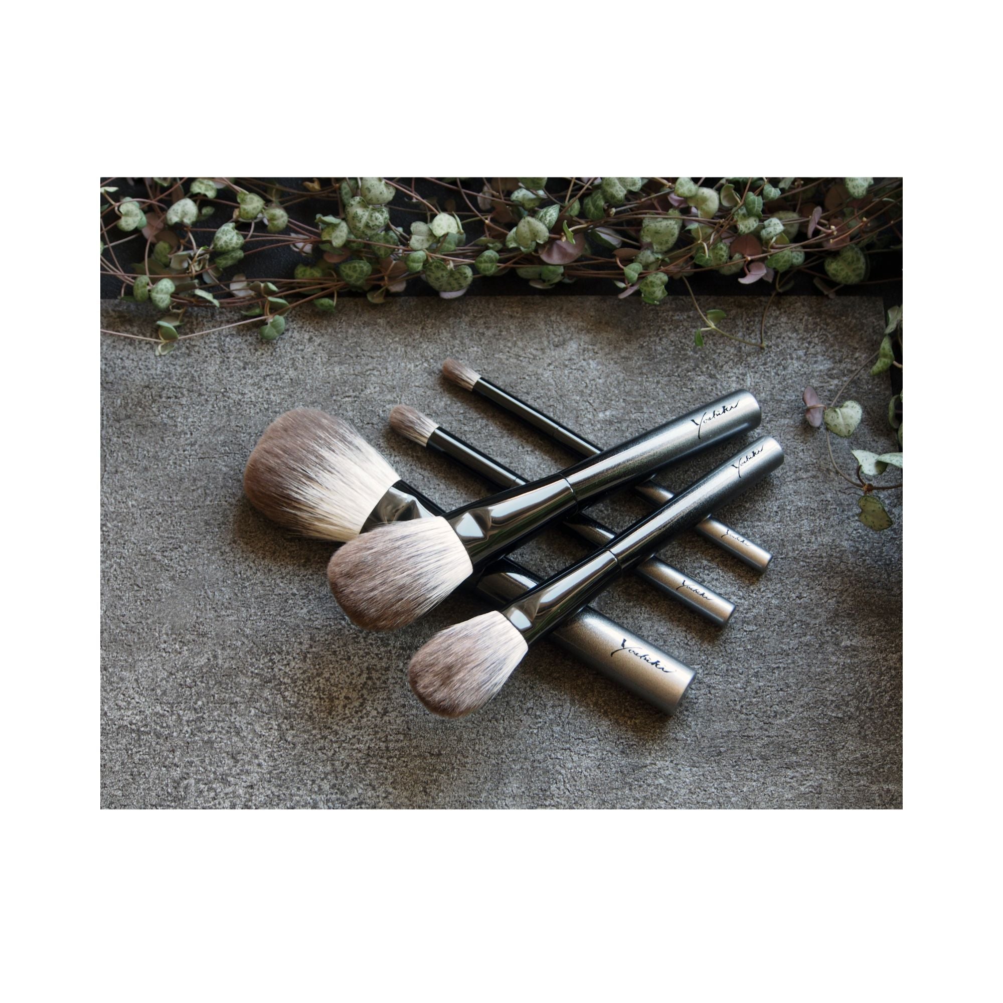 Koyudo Yoshiki SF 5-Brush Set, Gradient Handle - Fude Beauty, Japanese Makeup Brushes