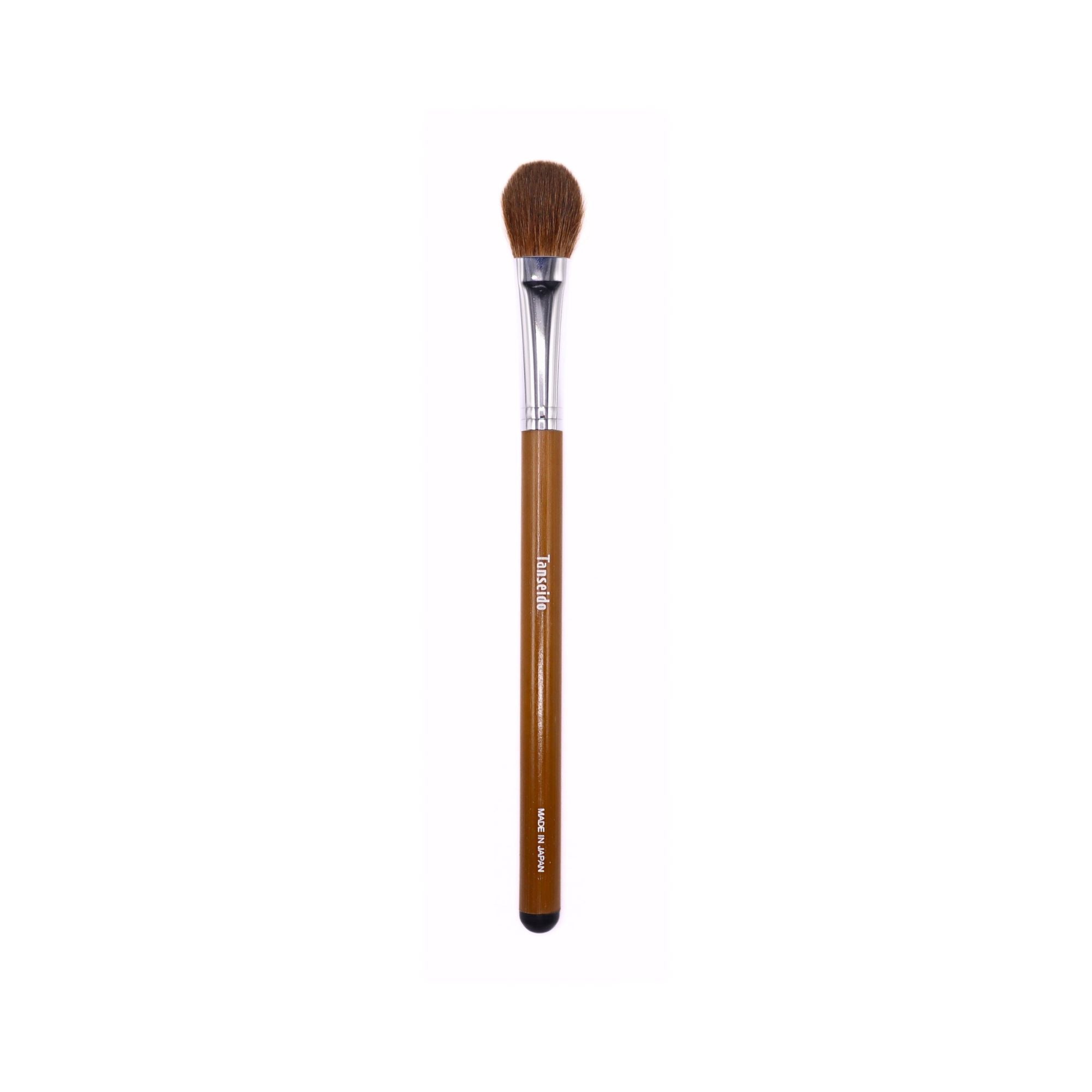 Tanseido Large Eyeshadow Brush, Take 竹 'Bamboo' Series (AQ14TAKE) - Fude Beauty, Japanese Makeup Brushes