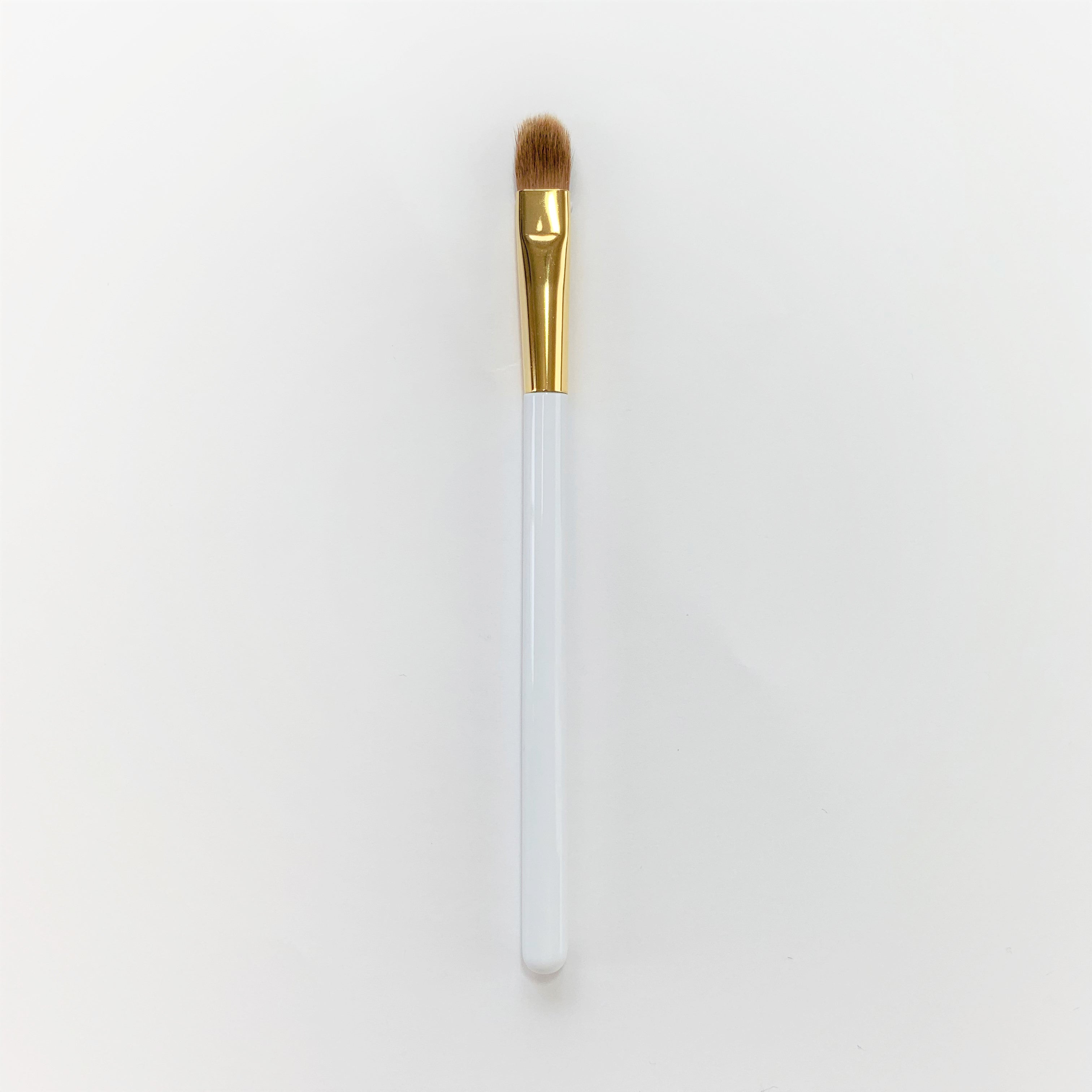 Koyudo Medium Eyeshadow Brush in White - Fude Beauty, Japanese Makeup Brushes