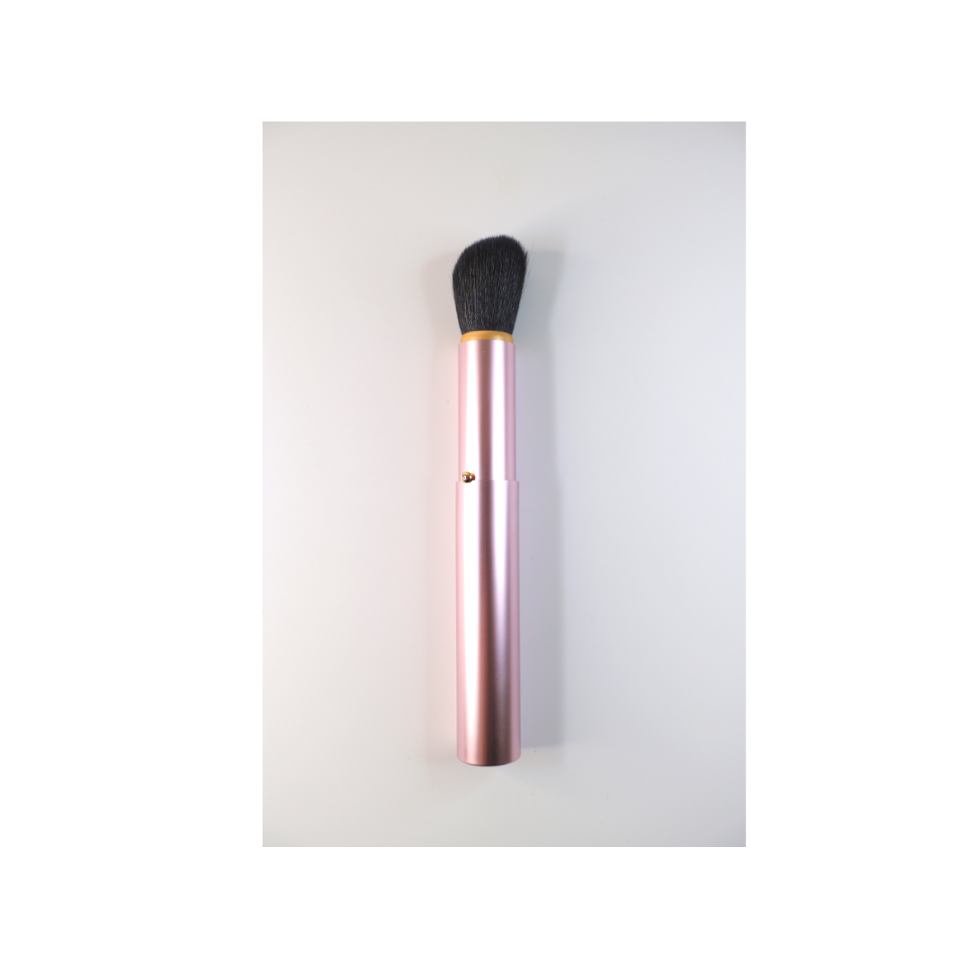 Koyudo Pink Portable Cheek Brush 21-0-25 (Sample sale) - Fude Beauty, Japanese Makeup Brushes