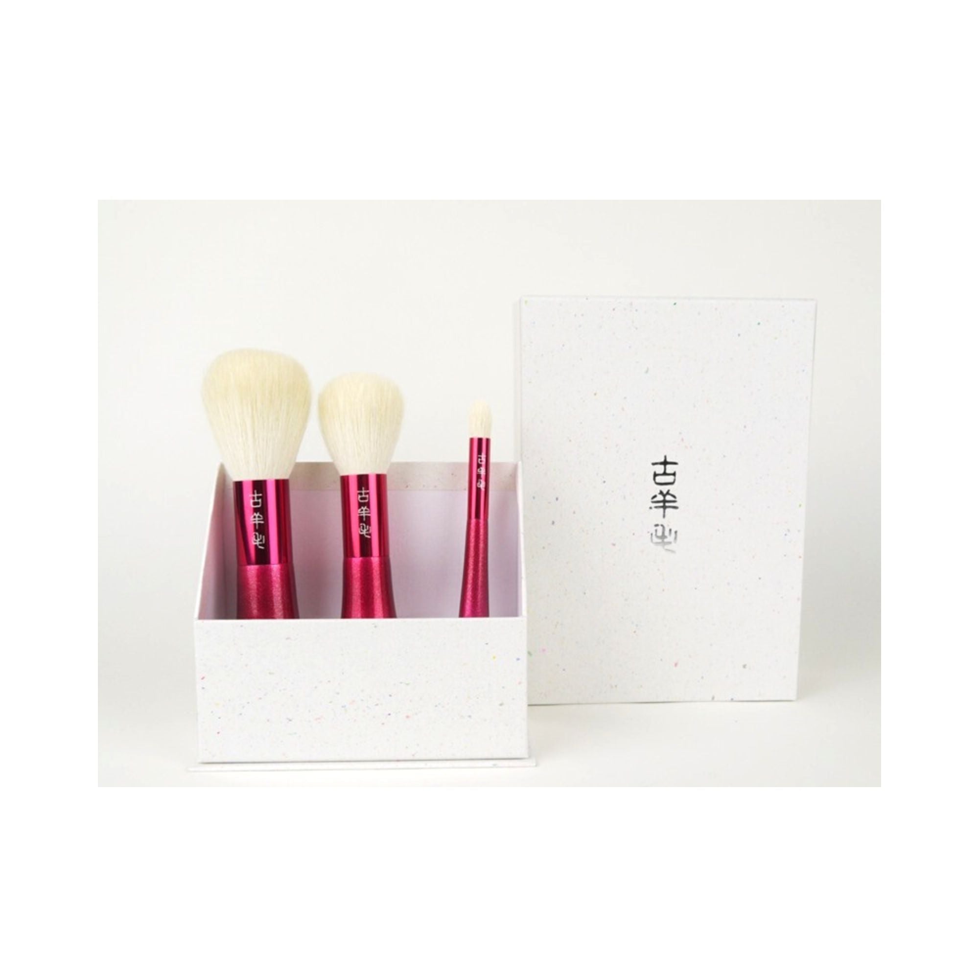 Koyomo Beni Graduation Series 3-Brush Set - Fude Beauty, Japanese Makeup Brushes