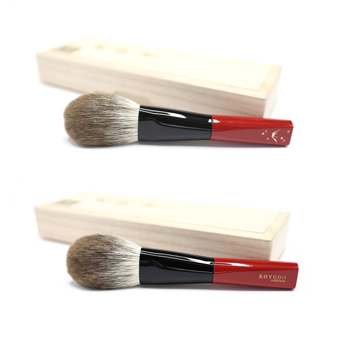 Koyudo SF Fuji-Sakura Raden Powder Brush (Red) - Fude Beauty, Japanese Makeup Brushes